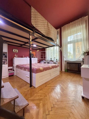 Eladó téglalakás, Budapesten, VIII. kerületben, Mátyás téren