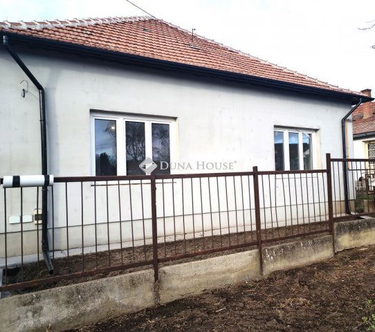 Eladó családi ház, Csorváson, Gremsperger József utcában