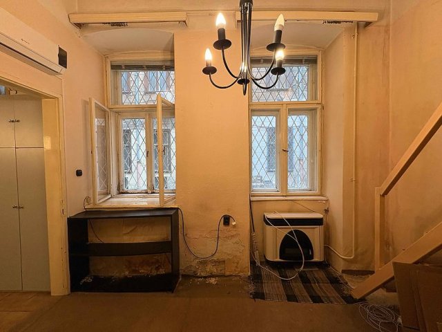 Eladó téglalakás, Budapesten, VII. kerületben, Kazinczy utcában