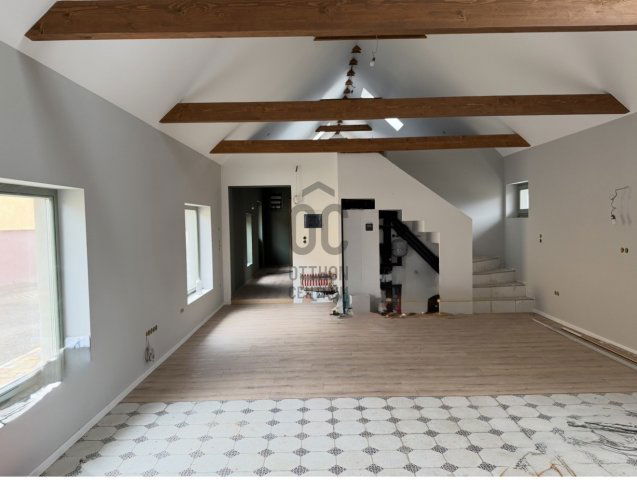 Eladó családi ház, Válon 98 M Ft, 3 szobás