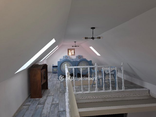 Eladó családi ház, Pápasalamonon 49.9 M Ft, 4 szobás