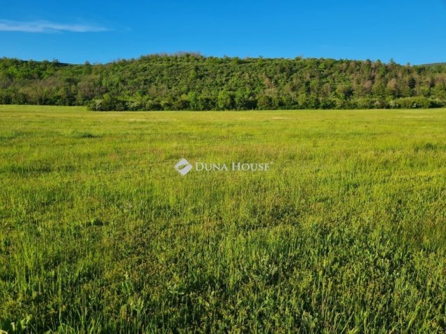 Eladó telek, Kesztölcön 26.9 M Ft / költözzbe.hu