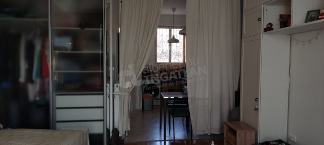 Kiadó téglalakás, albérlet, III. kerületben, Hunor utcában