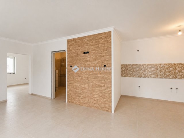 Eladó családi ház, Abonyban 44.9 M Ft, 3 szobás