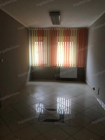 Eladó téglalakás, Kecskeméten 120 M Ft, 6 szobás