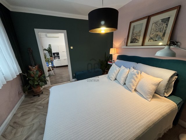 Eladó panellakás, Debrecenben 66.9 M Ft, 3 szobás