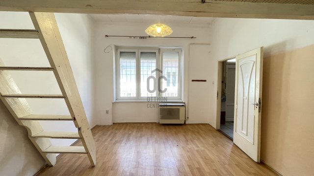 Eladó téglalakás, Budapesten, III. kerületben 35 M Ft, 1 szobás