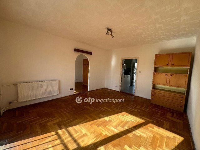 Eladó téglalakás, Budapesten, XXI. kerületben 54.5 M Ft