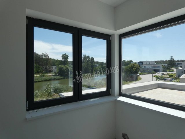 Eladó családi ház, Mogyoródon 225 M Ft, 5 szobás