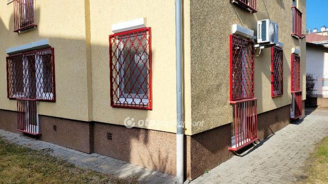 Eladó téglalakás, Budapesten, XIII. kerületben 82.5 M Ft