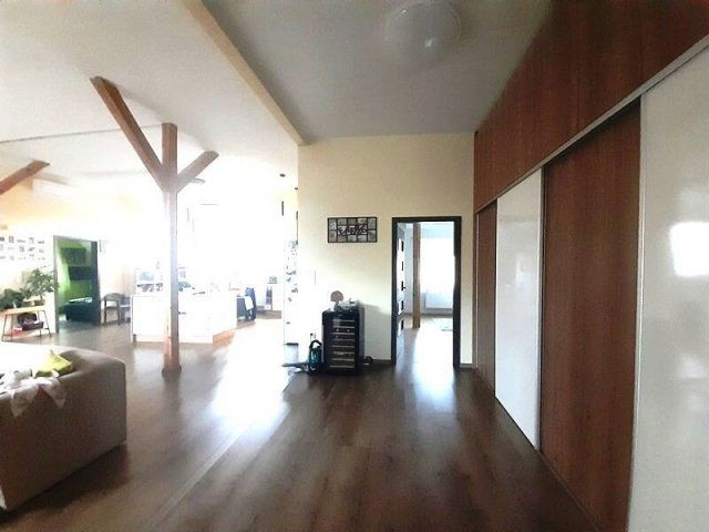 Eladó téglalakás, Budapesten, XVI. kerületben 143 M Ft, 4 szobás