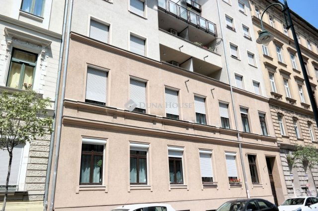 Eladó téglalakás, Budapesten, IX. kerületben 45.9 M Ft, 2 szobás