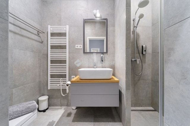 Eladó téglalakás, Budapesten, VI. kerületben 229 M Ft, 6 szobás