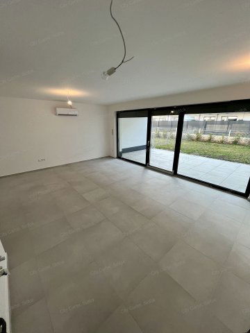 Eladó téglalakás, Balatonszemesen 157.9 M Ft, 3 szobás