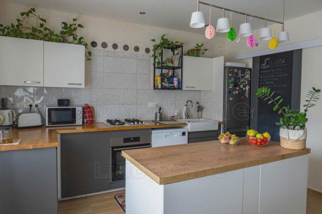 Eladó családi ház, Sármelléken 78 M Ft, 3 szobás