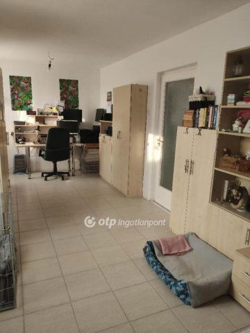 Eladó téglalakás, Szigethalmon 84.9 M Ft, 4 szobás