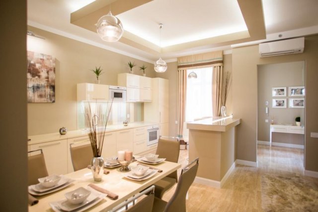 Kiadó téglalakás, albérlet, V. kerületben, Múzeum körúton