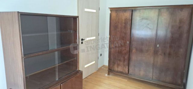 Kiadó téglalakás, albérlet, XI. kerületben, Eper utcában