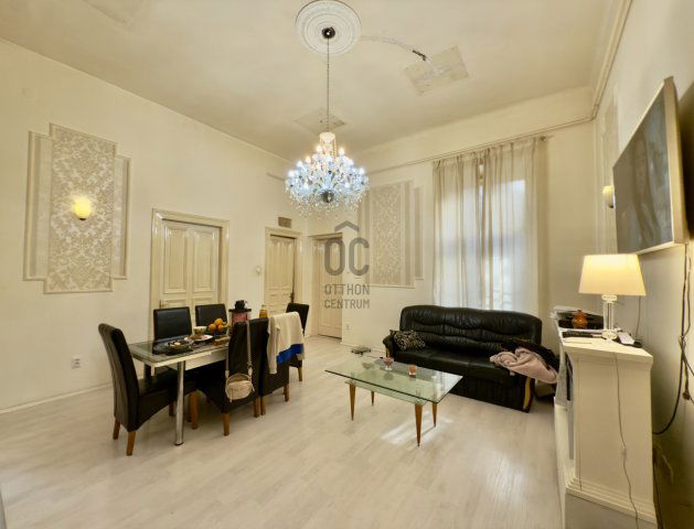 Eladó téglalakás, Budapesten, V. kerületben, Kálvin téren