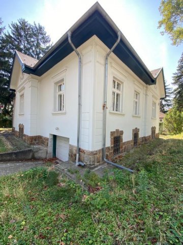 Eladó családi ház, Budapesten, III. kerületben 429 M Ft