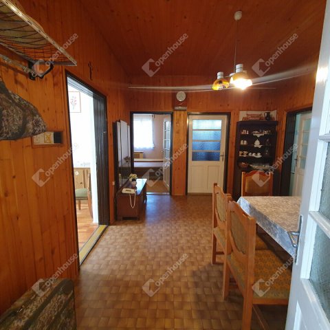 Eladó családi ház, Molnárin 24.9 M Ft, 3 szobás