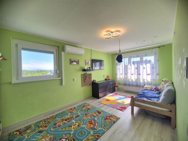 Eladó panellakás, Budapesten, III. kerületben 74.9 M Ft, 3 szobás