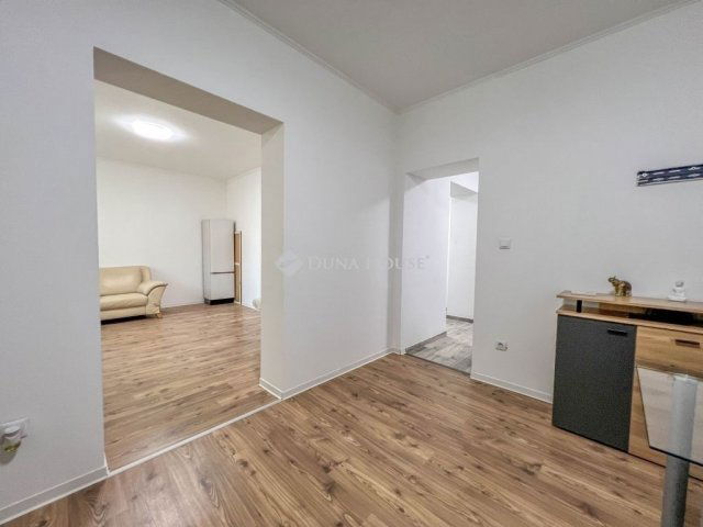 Eladó téglalakás, Budapesten, XX. kerületben 41.9 M Ft, 2 szobás