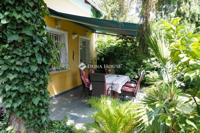 Eladó családi ház, Veszprémben 149 M Ft, 4+1 szobás