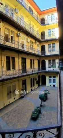 Eladó téglalakás, Budapesten, VIII. kerületben 32.5 M Ft