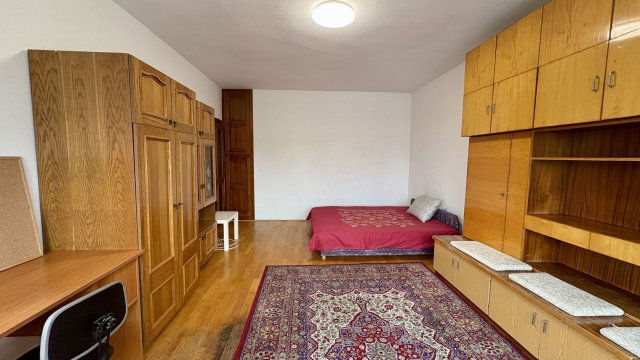 Kiadó téglalakás, albérlet, Debrecenben 210 E Ft / hó, 2 szobás