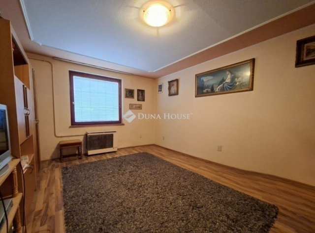 Eladó családi ház, Budapesten, XVII. kerületben 89.5 M Ft