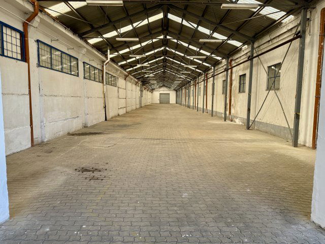 Kiadó ipari ingatlan, Móron 1100 E Ft / hó, 2 szobás