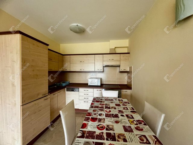 Eladó téglalakás, Székesfehérvárott 64.99 M Ft, 2 szobás