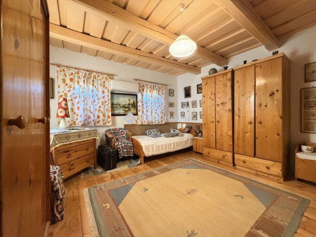 Eladó családi ház, Kercaszomoron 62.8 M Ft, 2 szobás