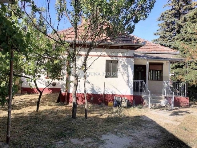 Eladó családi ház, Tápiószecsőn 42.9 M Ft, 2 szobás