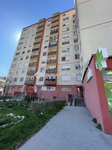 Kiadó panellakás, albérlet, Székesfehérvárott, József Attila utcában