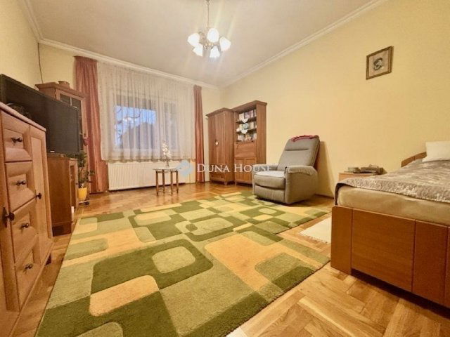 Eladó családi ház, Budapesten, XVIII. kerületben 179.5 M Ft