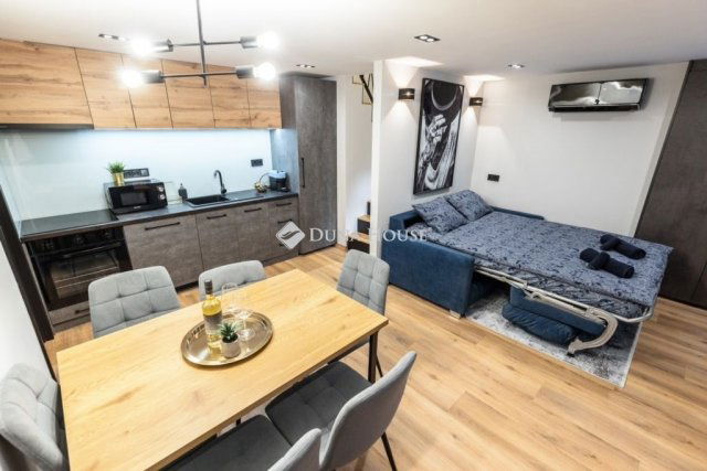 Eladó téglalakás, Budapesten, VIII. kerületben 59.9 M Ft