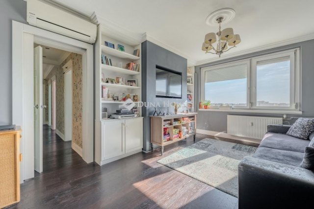 Eladó panellakás, Budapesten, III. kerületben 155.5 M Ft