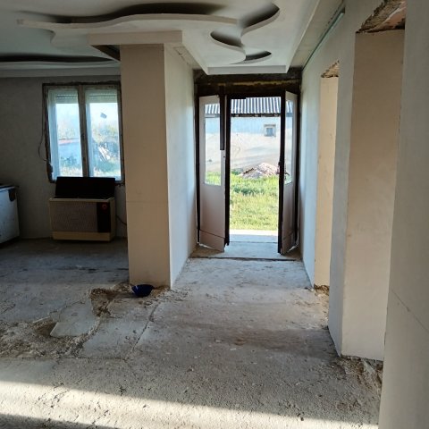 Eladó családi ház, Napkoron 20 M Ft, 3 szobás