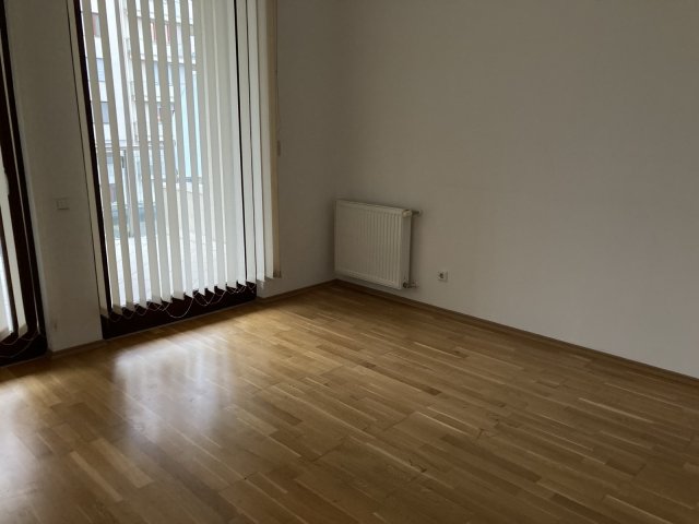 Eladó téglalakás, XIII. kerületben, Úszódaru utcában