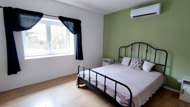 Eladó családi ház, Hévízen 100 M Ft, 6 szobás