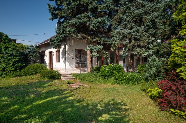 Eladó ikerház, Törökbálinton 164 M Ft, 6 szobás