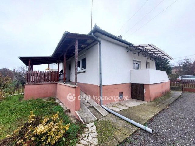 Eladó családi ház, Tolcsván 28 M Ft, 3 szobás