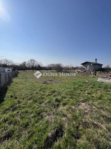 Eladó telek, Várpalotán 7 M Ft / költözzbe.hu