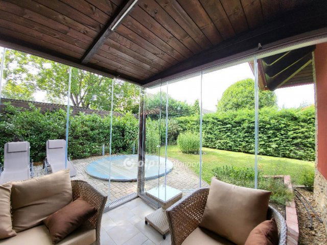 Eladó családi ház, Zamárdiban 270 M Ft, 5 szobás