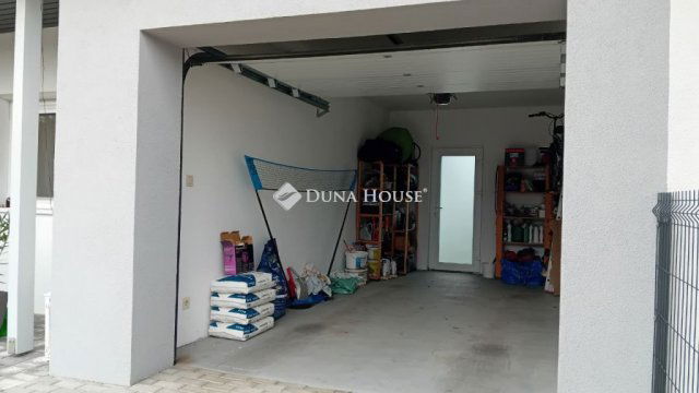 Eladó ikerház, Telkin, Őszapó közben 178 M Ft, 5 szobás