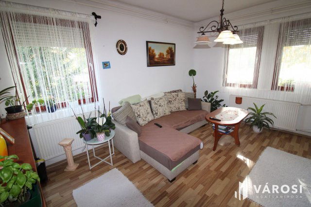 Eladó családi ház, Gyulán 70 M Ft, 5 szobás