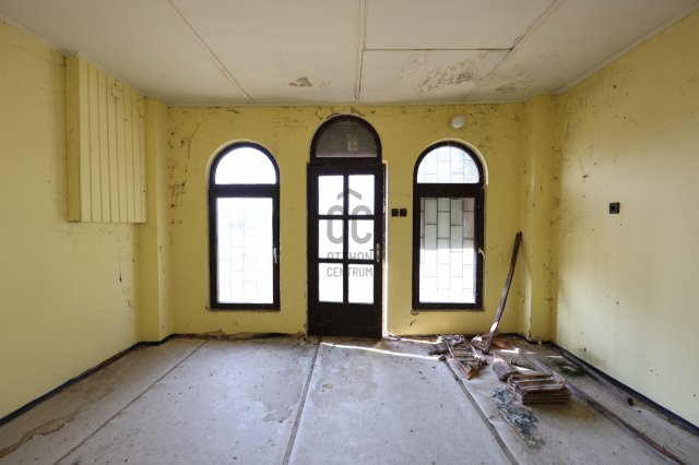 Eladó ipari ingatlan, Pincehelyen 27.5 M Ft / költözzbe.hu