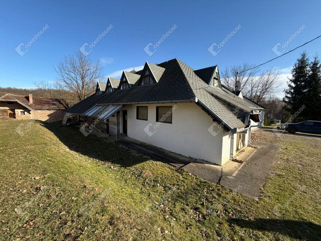 Eladó üzlethelyiség, Hegyhátszentjakabon 129 M Ft, 6 szobás